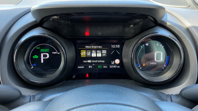 Toyota Yaris 1.5 Hybrid Dynamic 5dr CVT Hybrid Hatchback